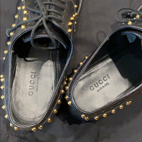 🔹Gucci Studded Leather Oxford - Picture 5 of 9